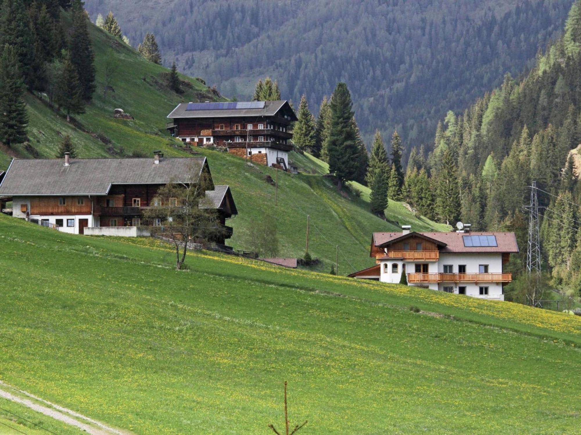Home With A Wooden Decor And Full Of Atmosphere Außervillgraten Exterior foto
